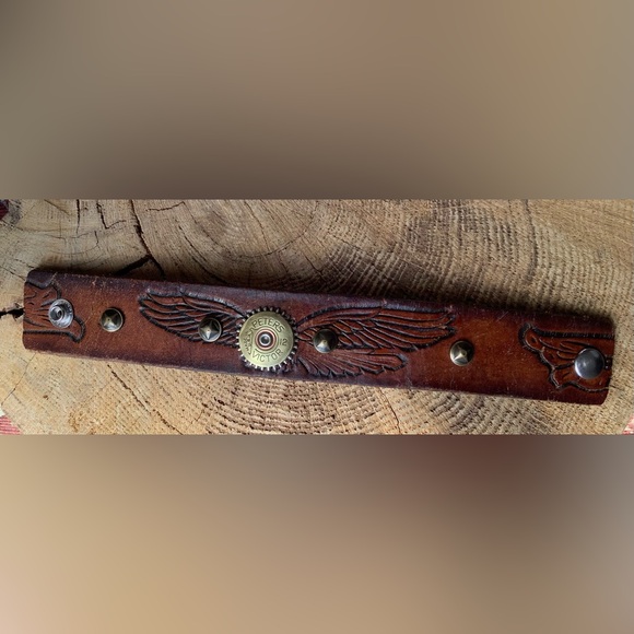 Leather cuff, up to 7 1/2” wrist - Picture 4 of 7